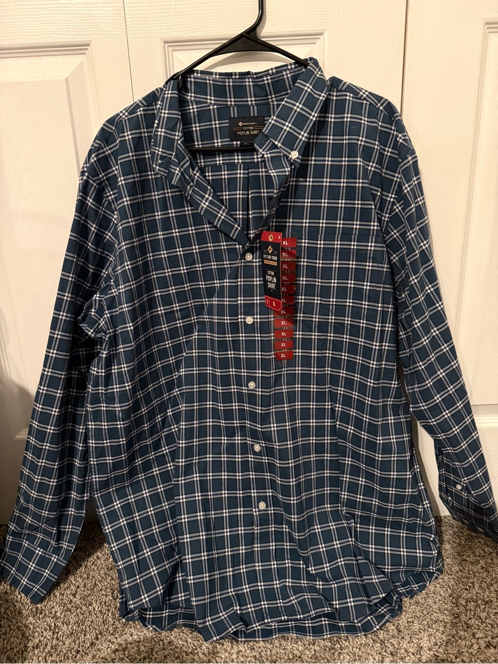 croft & barrow Navy and White Plaid Button-Down Shirt